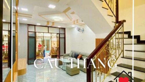 Cầu Thang Phạm Qúy Thích Tân Phú