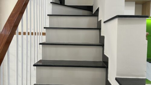 bán nhà Phường 10 Tân Bình Cầu thang - bán nhà có sân thượng tại Tân Bình