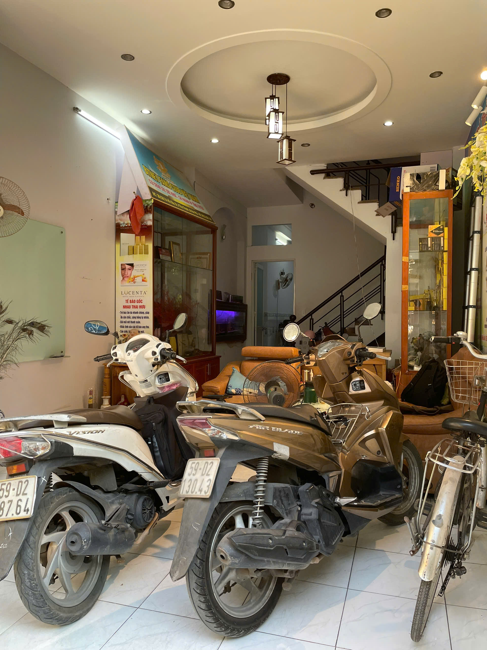 Mua nhà vừa ở vừa cho thuê Tân Phú