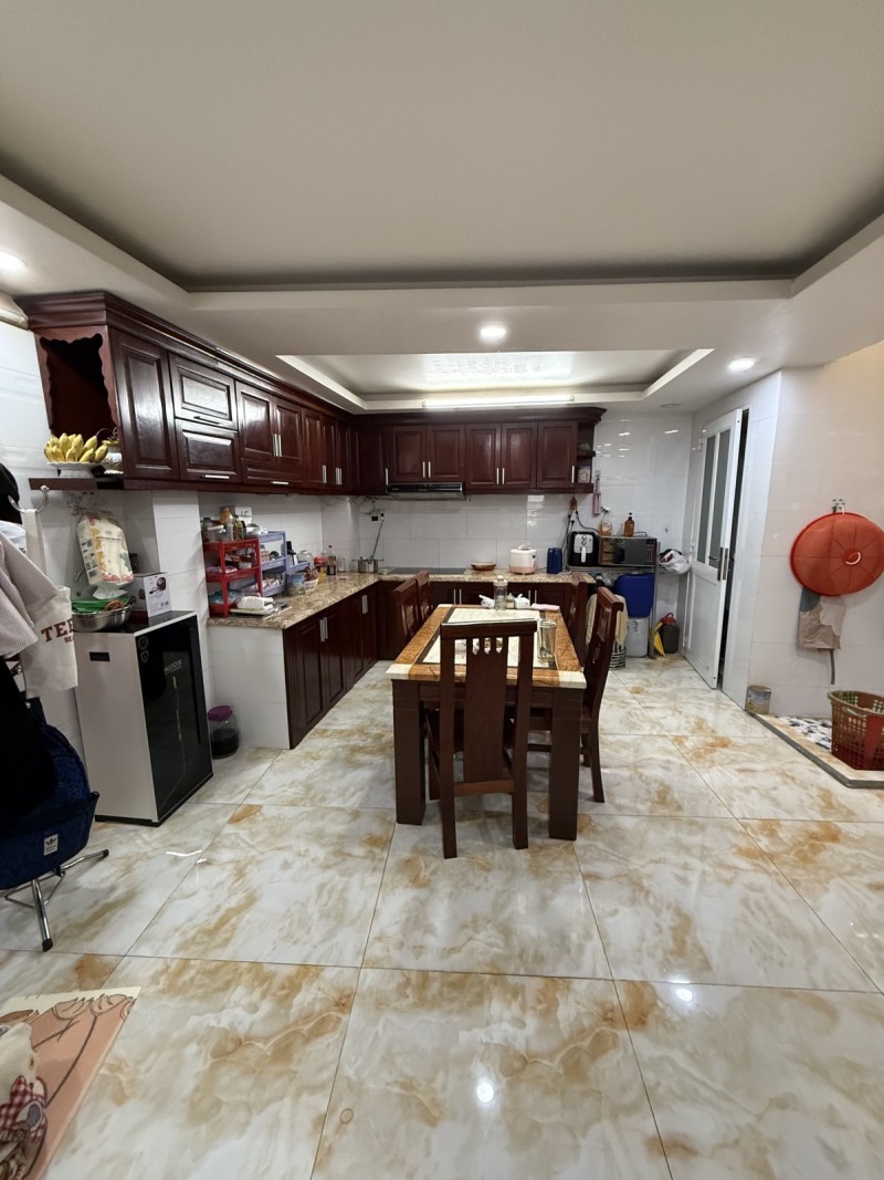 bán nhà mới xây 5 tầng Tân Bình