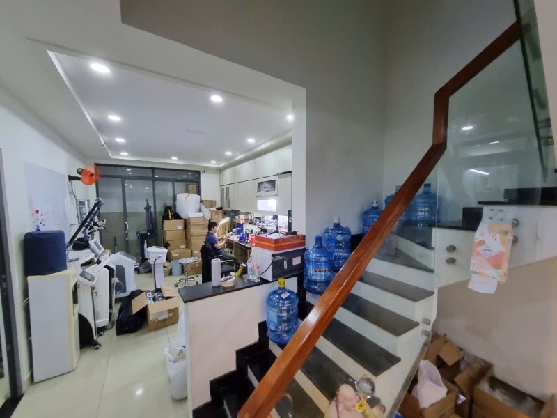 nhà bán 118m2 có sổ hồng riêng Tân Phú