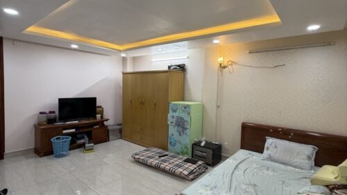 373 Lý Thường Kiệt Phường 9 Tân Bình nhà có sân thượng 6 phòng ngủ