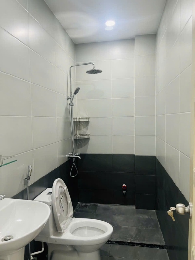 nhà mới đẹp vào ở ngay Phú Thọ Hòa Tân Phú