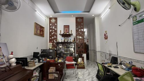 bán nhà Phường 14 Tân Bình 87m2 có sân đậu ô tô