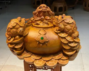 mua nhà thóp hậu