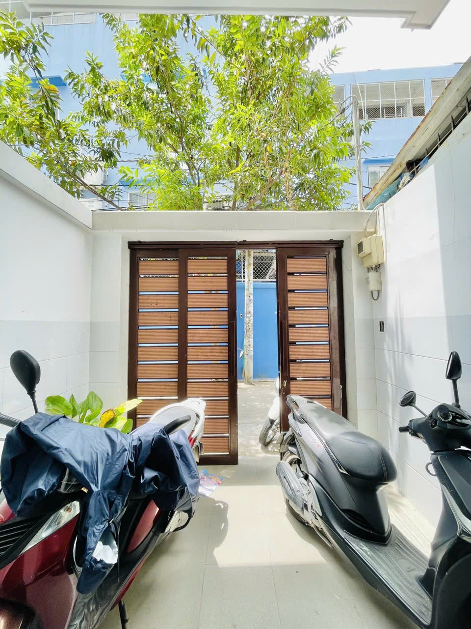 nhà 4 tầng hẻm xe hơi Tân Phú