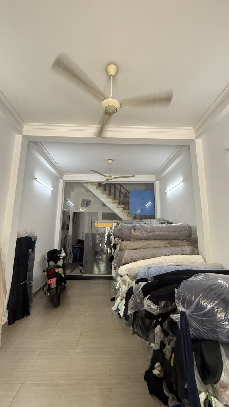 bán nhà Trịnh Đình Trọng Tân Phú