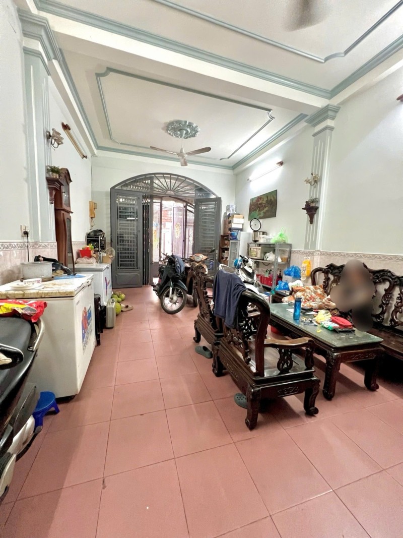 bán nhà mặt tiền Bùi Thế Mỹ