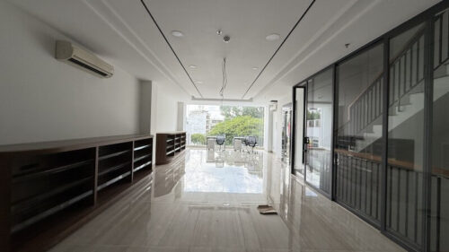 Bán nhà mặt tiền Hoàng Văn Thụ Tân Bình