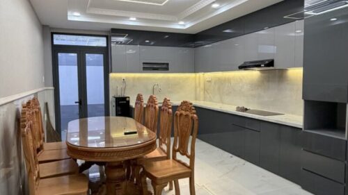 Bán nhà Lê Văn Quới