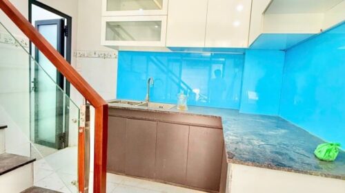 bán nhà gần mặt tiền Kênh Tân Hóa