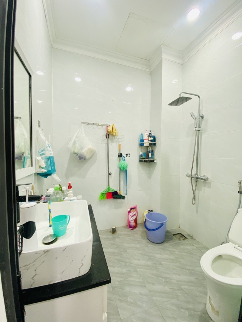 Bán nhà 5,7 tỷ Tân Phú, 43m² ngang 4,3m, ô tô, Tân Sơn Nhì 23 ban nha 5 7 ty tan phu tan son nhi 3