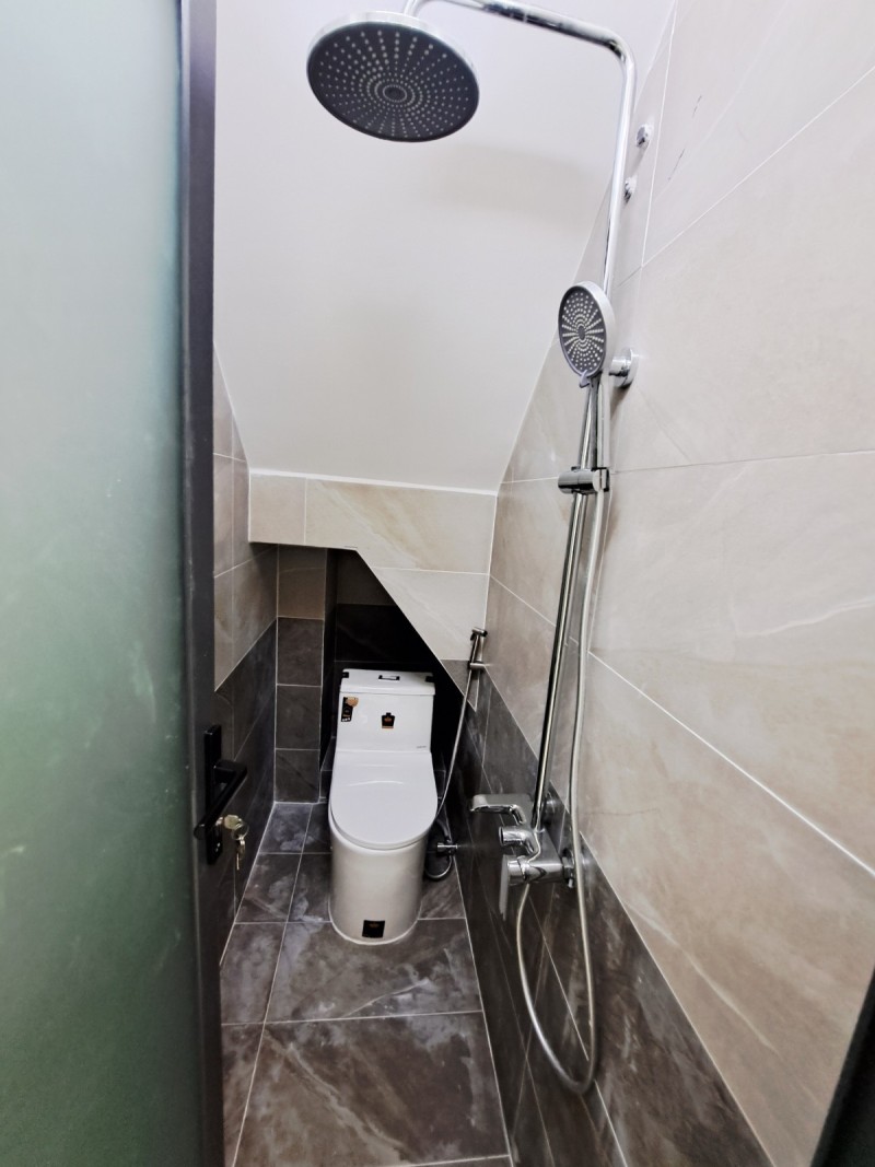 Bán nhà Tân Phú 3 tỷ 8 – ngang hơn 5m, 2 tầng, 2 phòng ngủ 34 ban nha tan phu 3 ty 8 ngang 5m 2 tang 4